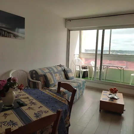 En Front De Avec Garage, Wifi Et Grand Balcon - - Fr-1-652-31 Apartment