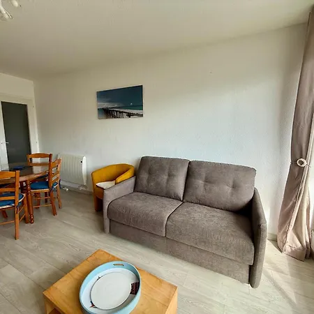 En Front De Avec Garage, Wifi Et Grand Balcon - - Fr-1-652-31 *